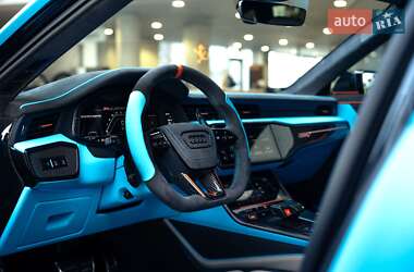 Универсал Audi RS6 2020 в 
