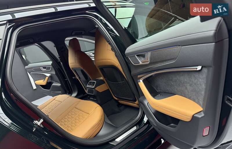 Универсал Audi RS6 2025 в Киеве