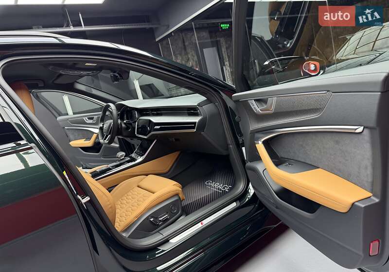Универсал Audi RS6 2025 в Киеве