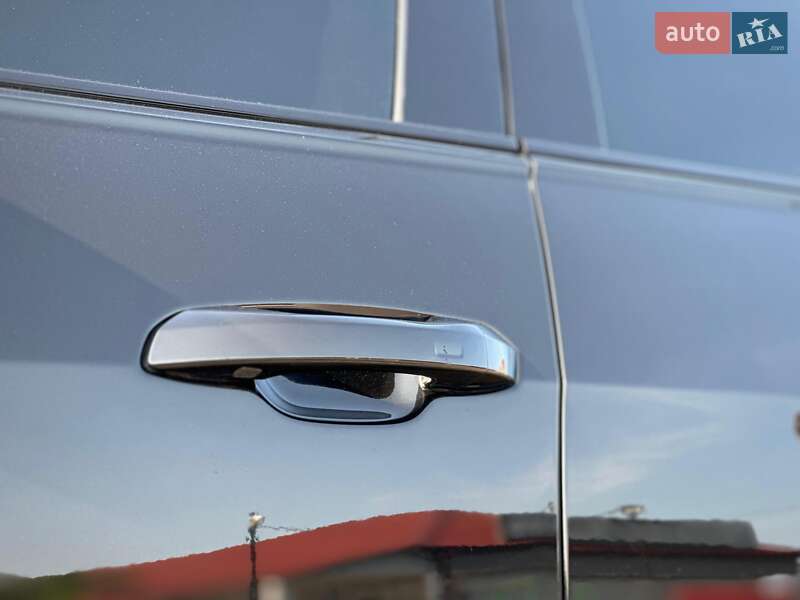 Универсал Audi RS6 2024 в Киеве