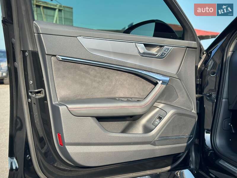 Универсал Audi RS6 2024 в Киеве