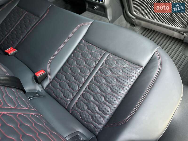 Универсал Audi RS6 2024 в Киеве