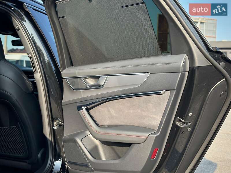 Универсал Audi RS6 2024 в Киеве