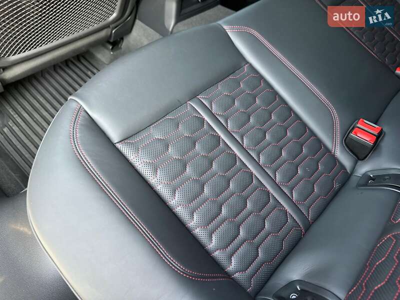 Универсал Audi RS6 2024 в Киеве