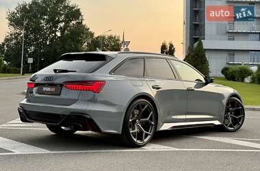 Універсал Audi RS6 2024 в 