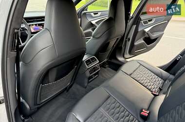 Універсал Audi RS6 2024 в 