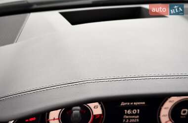 Універсал Audi RS6 2024 в 