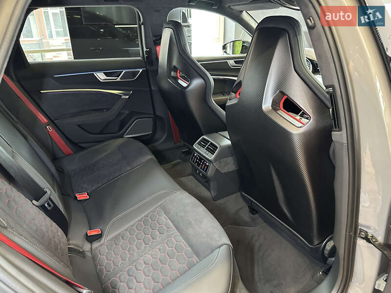 Универсал Audi RS6 2024 в Киеве