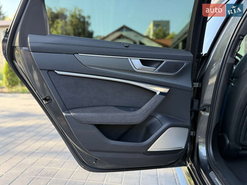 Універсал Audi RS6 2023 в Львові