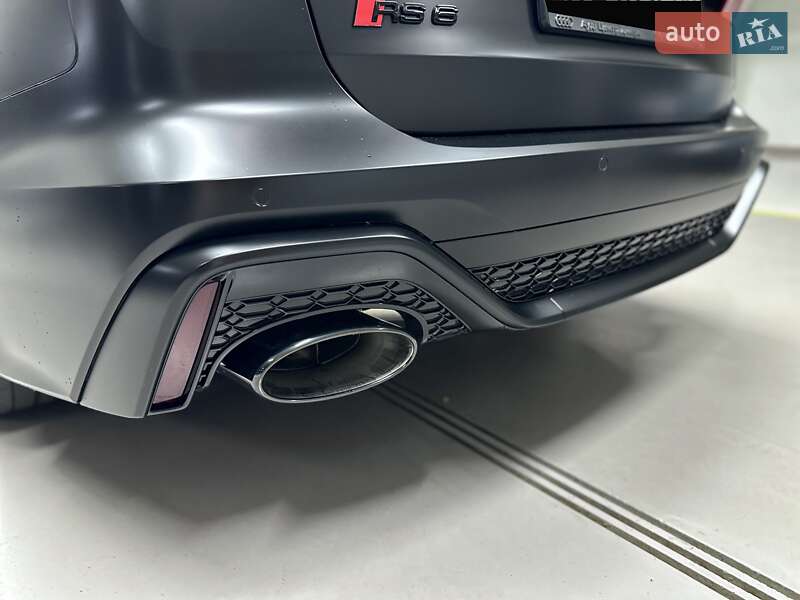 Универсал Audi RS6 2025 в Киеве