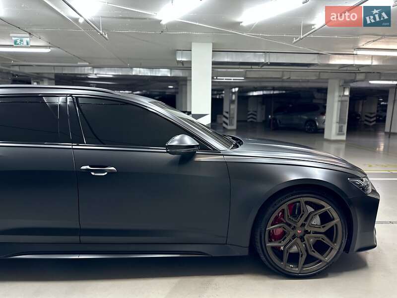 Универсал Audi RS6 2025 в Киеве