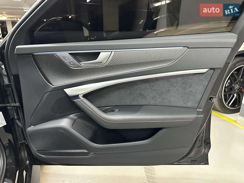 Универсал Audi RS6 2025 в Киеве