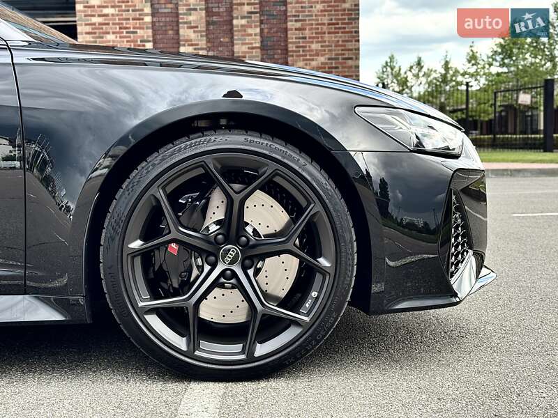 Универсал Audi RS6 2025 в Киеве