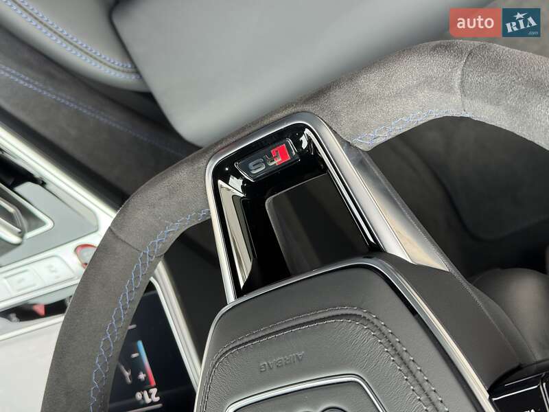 Универсал Audi RS6 2025 в Киеве
