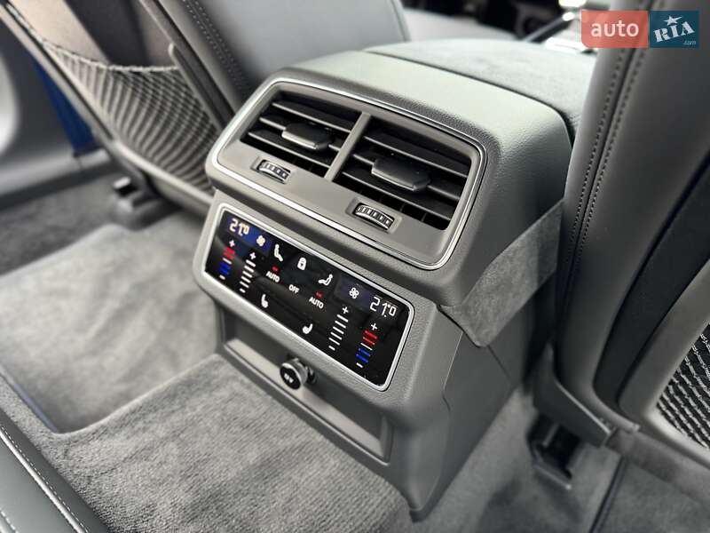 Универсал Audi RS6 2025 в Киеве