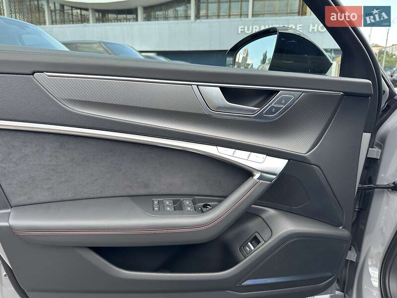 Универсал Audi RS6 2025 в Киеве