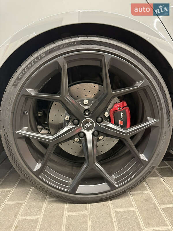 Універсал Audi RS6 2021 в Дніпрі