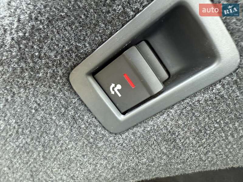 Универсал Audi RS6 2024 в Киеве