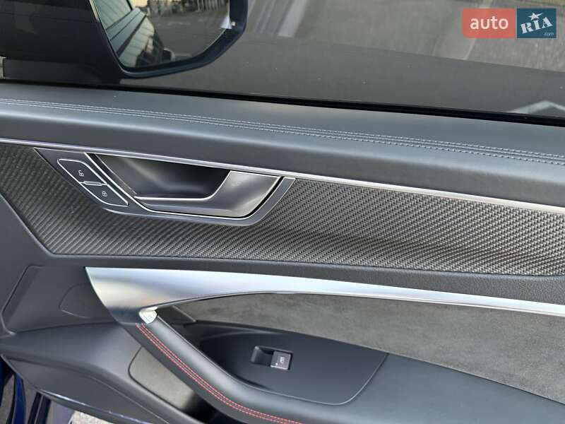 Универсал Audi RS6 2021 в Киеве