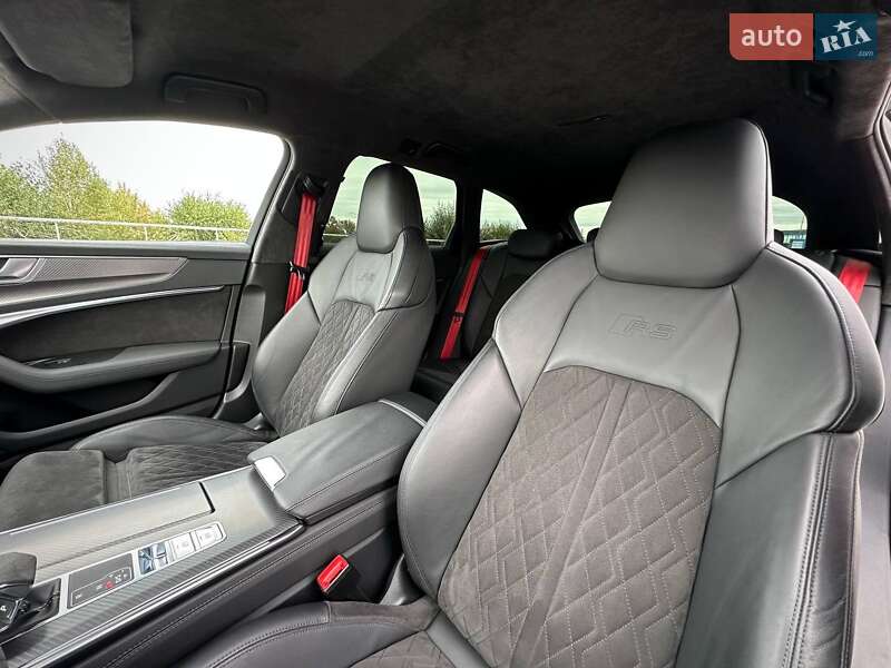 Универсал Audi RS6 2021 в Киеве