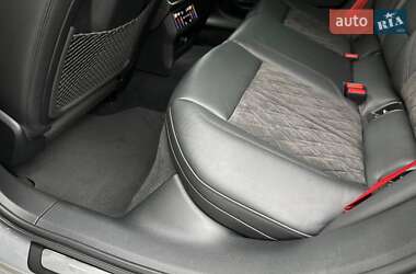 Універсал Audi RS6 2021 в 