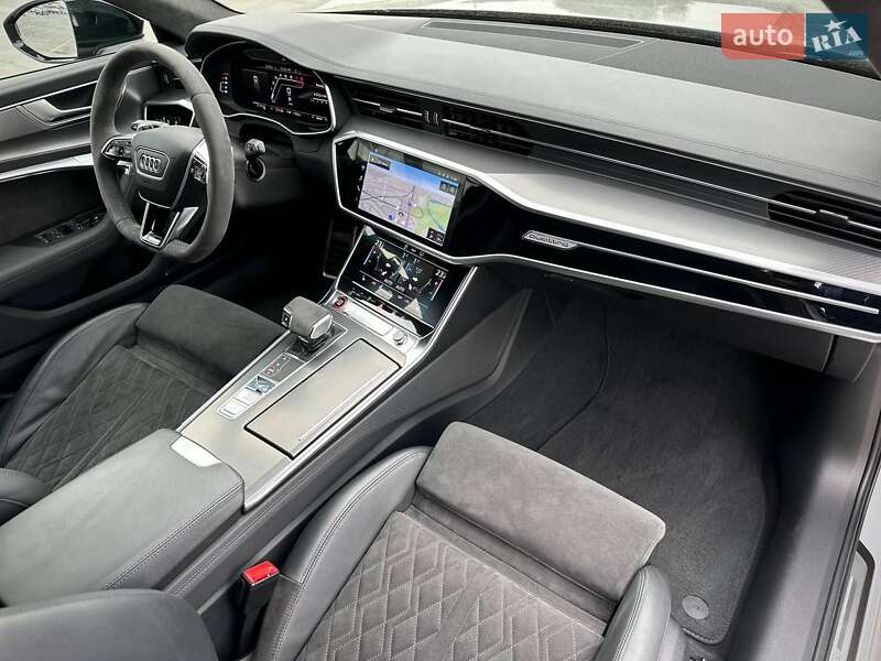 Универсал Audi RS6 2021 в Киеве