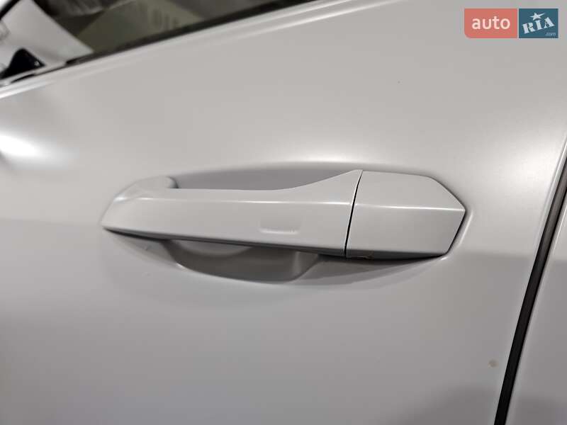 Универсал Audi RS6 2025 в Киеве фото 51 Универсал Audi RS6 2025 в Киеве