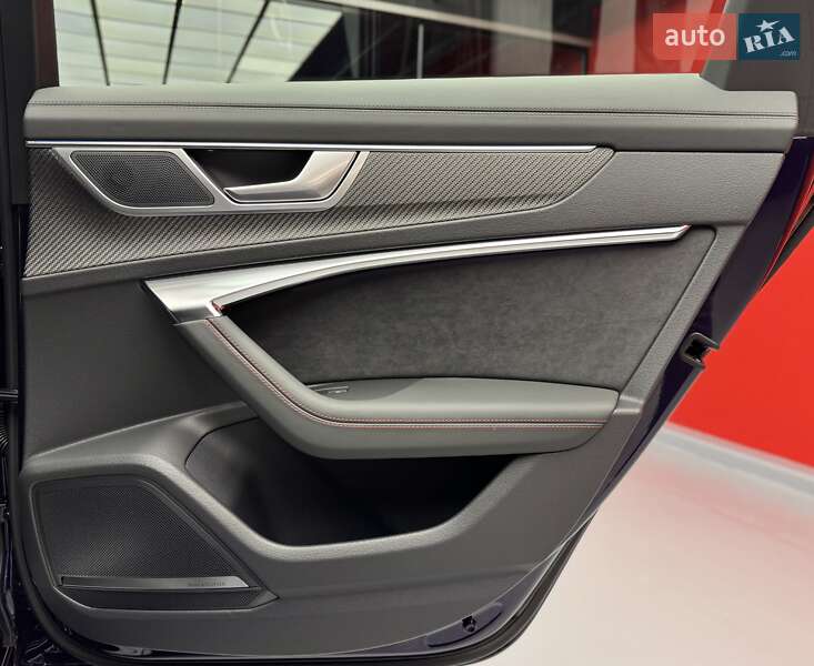 Универсал Audi RS6 2025 в Киеве