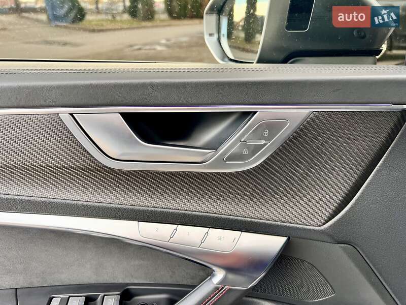 Универсал Audi RS6 2021 в Киеве