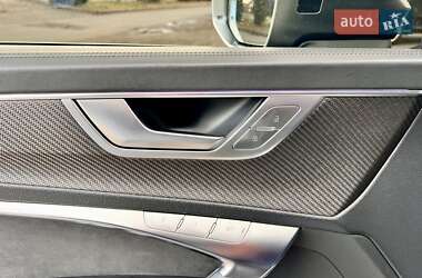 Универсал Audi RS6 2021 в 