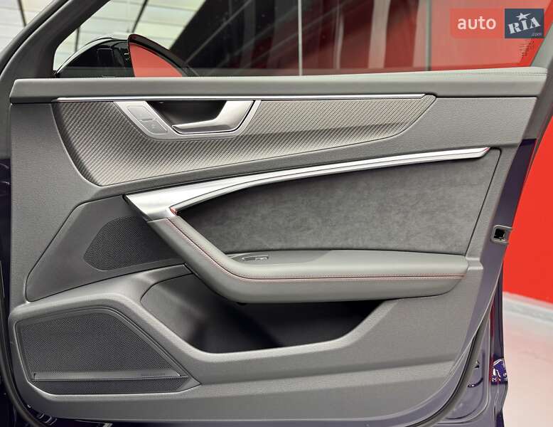 Универсал Audi RS6 2025 в Киеве