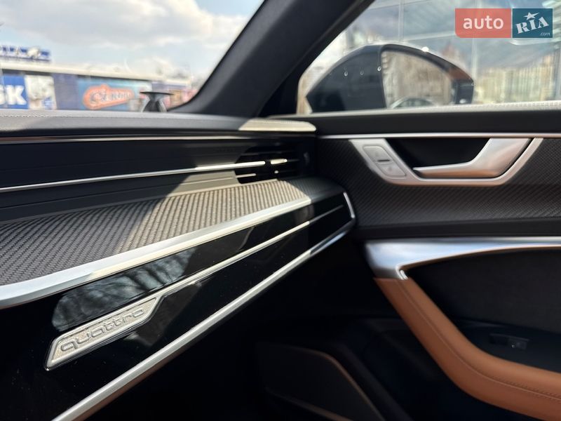 Универсал Audi RS6 2024 в Киеве