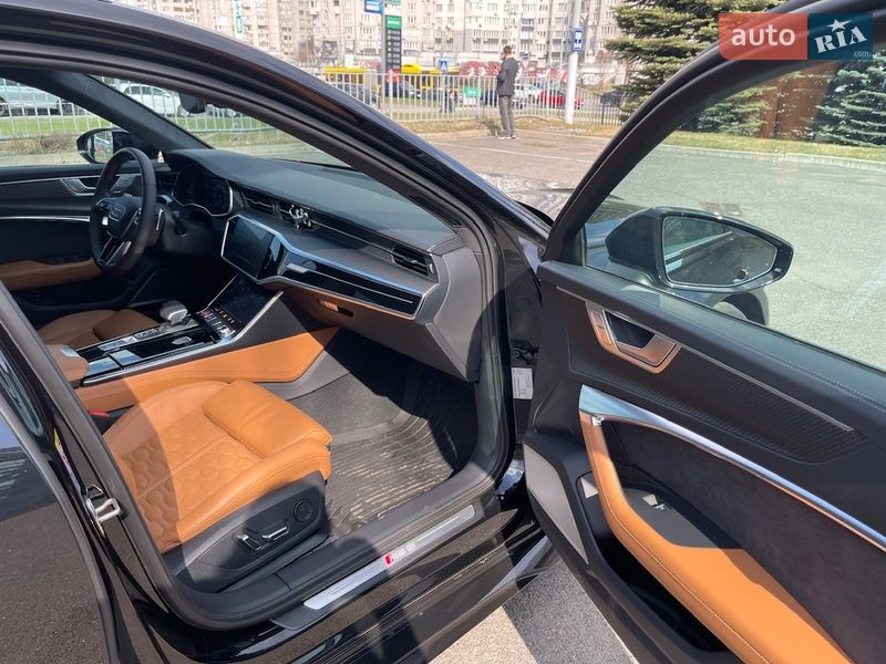 Универсал Audi RS6 2024 в Киеве