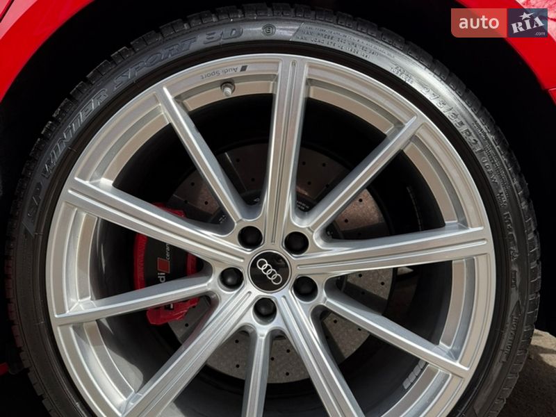 Универсал Audi RS6 2021 в Киеве фото 9 Универсал Audi RS6 2021 в Киеве