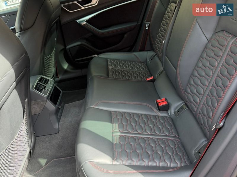 Универсал Audi RS6 2021 в Киеве фото 17 Универсал Audi RS6 2021 в Киеве