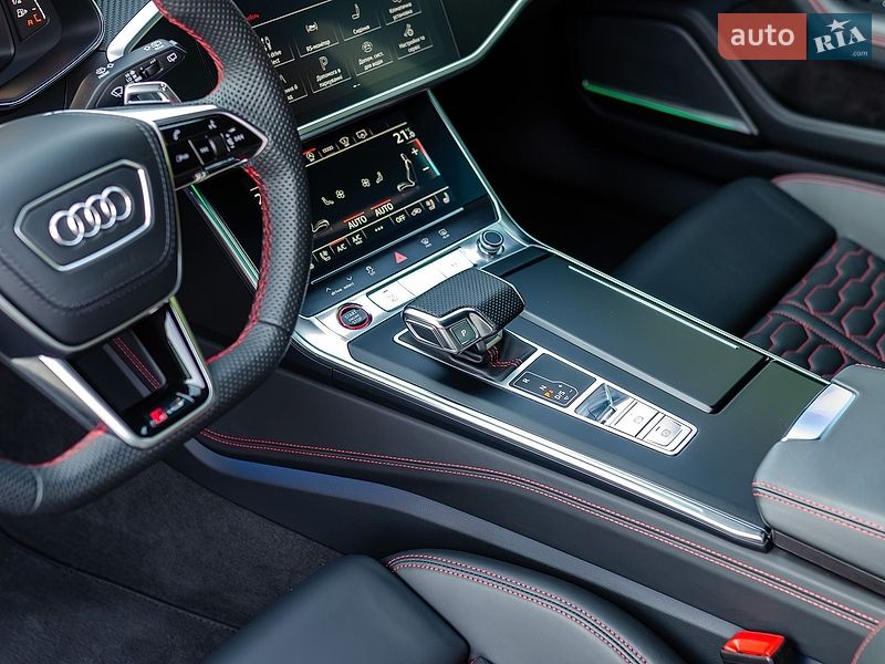 Універсал Audi RS6 2023 в Києві фото 26 Універсал Audi RS6 2023 в Києві