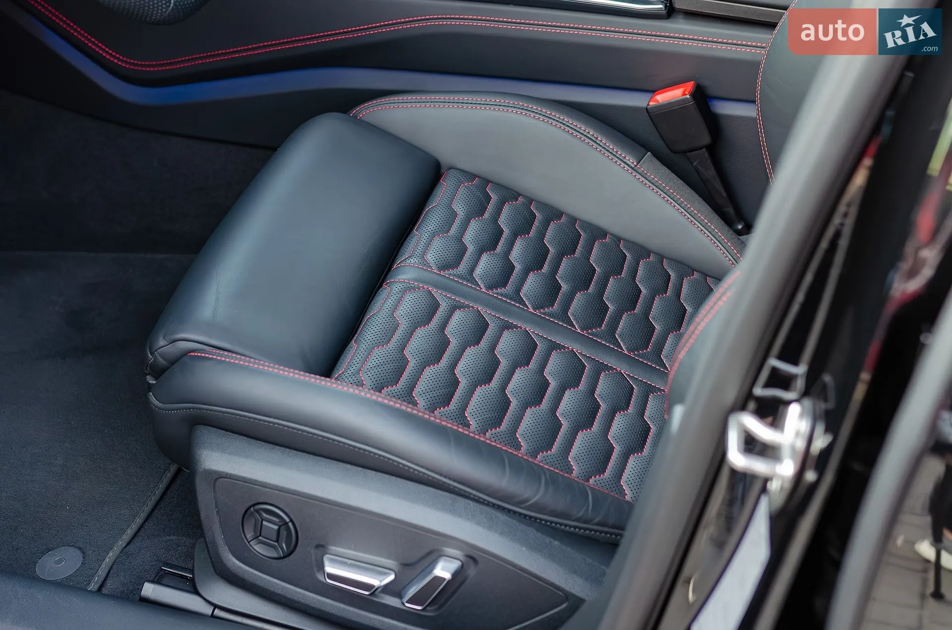 2023 Audi RS6 - мініатюра 34