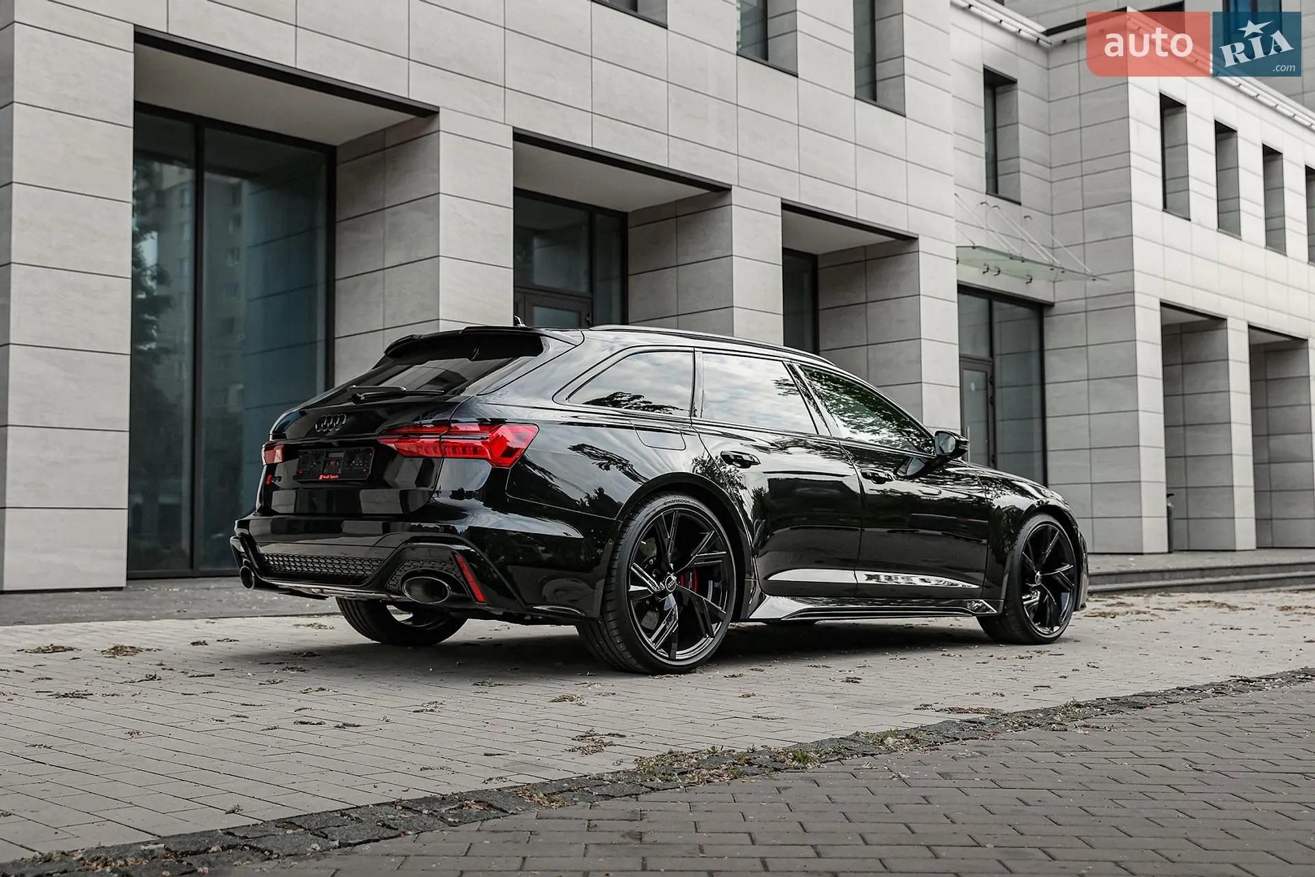 2025 Audi RS6 - мініатюра 9