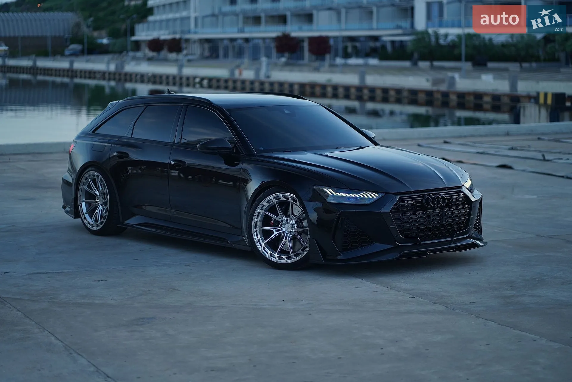 2024 Audi RS6 - мініатюра 122