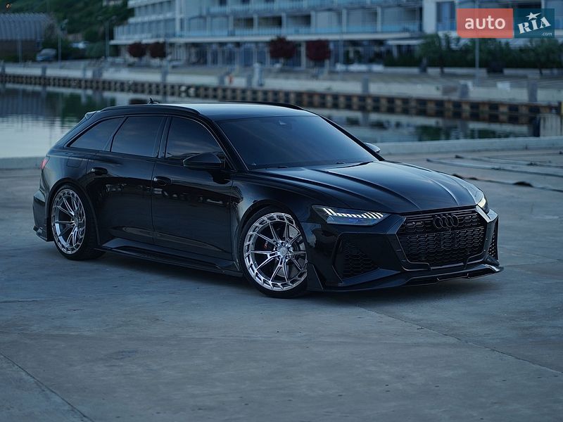 Універсал Audi RS6 2024 в Одесі