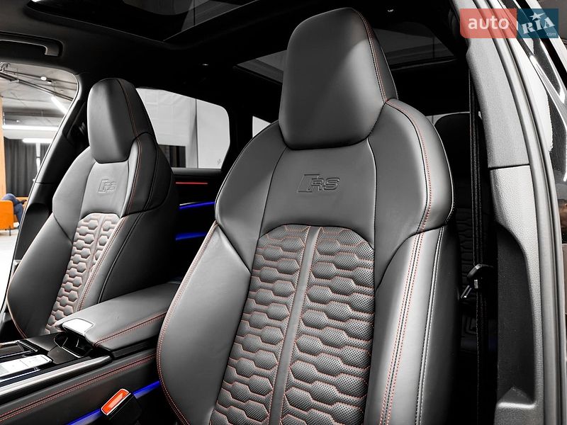 Универсал Audi RS6 2024 в Киеве