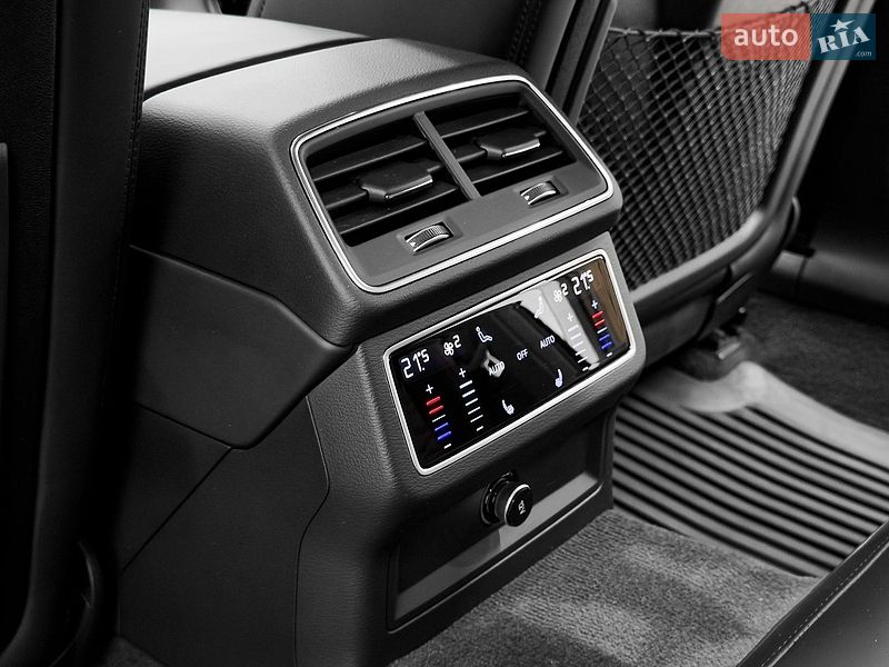 Универсал Audi RS6 2024 в Киеве
