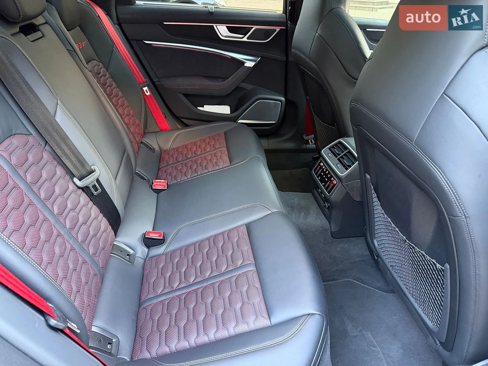 2024 Audi RS6 - мініатюра 38