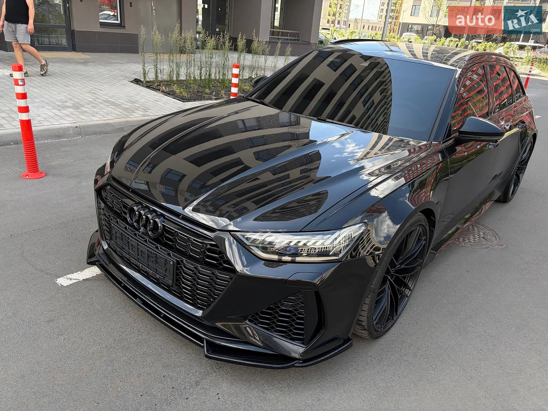 2025 Audi RS6 - мініатюра 36