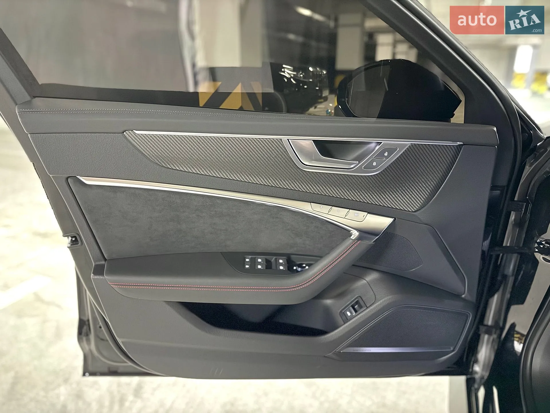 2025 Audi RS6 - мініатюра 19