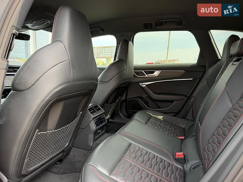Универсал Audi RS6 2025 в Киеве