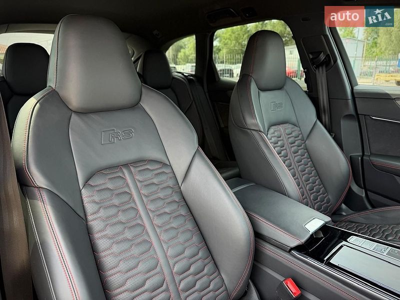 Универсал Audi RS6 2025 в Киеве