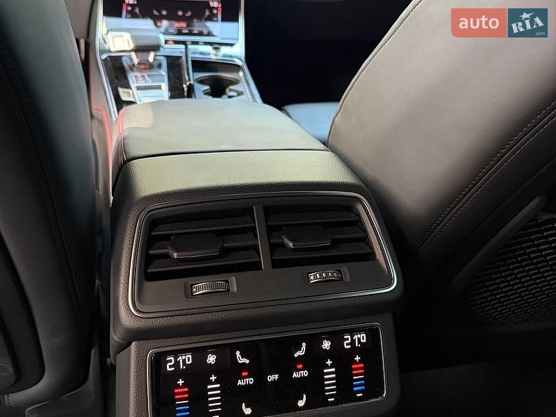 Универсал Audi RS6 2025 в Киеве фото 40 Универсал Audi RS6 2025 в Киеве