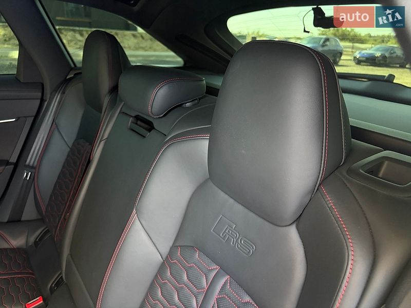 Универсал Audi RS6 2025 в Киеве фото 41 Универсал Audi RS6 2025 в Киеве