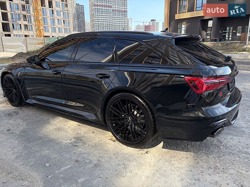 Универсал Audi RS6 2025 в Киеве фото 62 Универсал Audi RS6 2025 в Киеве